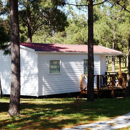 Orbitur Sitava Milfontes Bungalows - Caravan Park Odemira Bagian luar foto